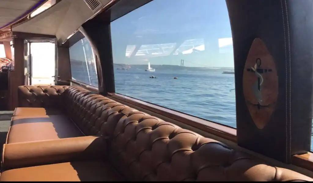 YACHT ROYAL İSTANBUL